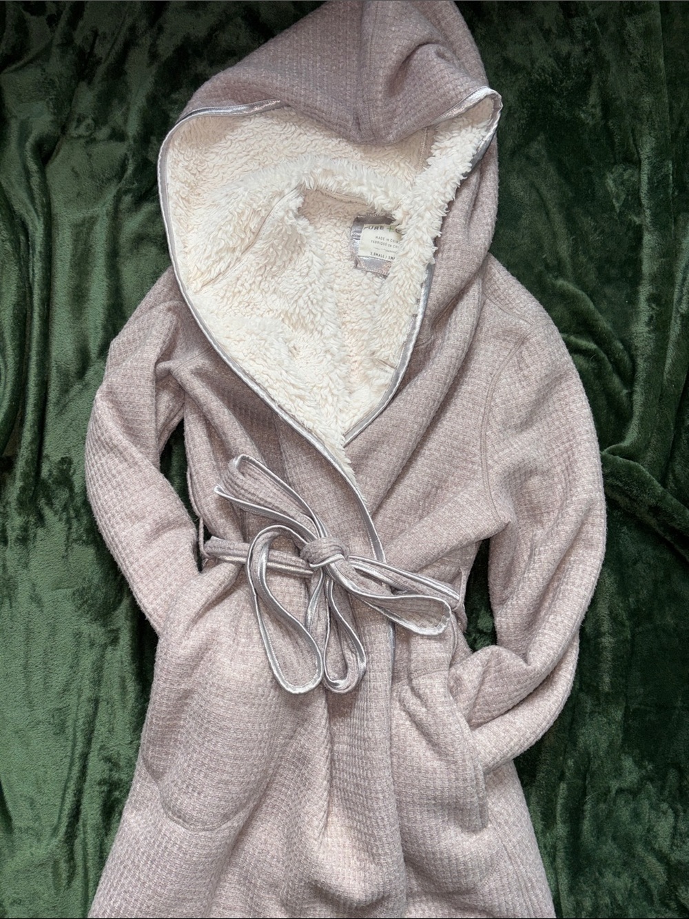 Cozy Hooded Robe in Dusty Pink with Sherpa Lining